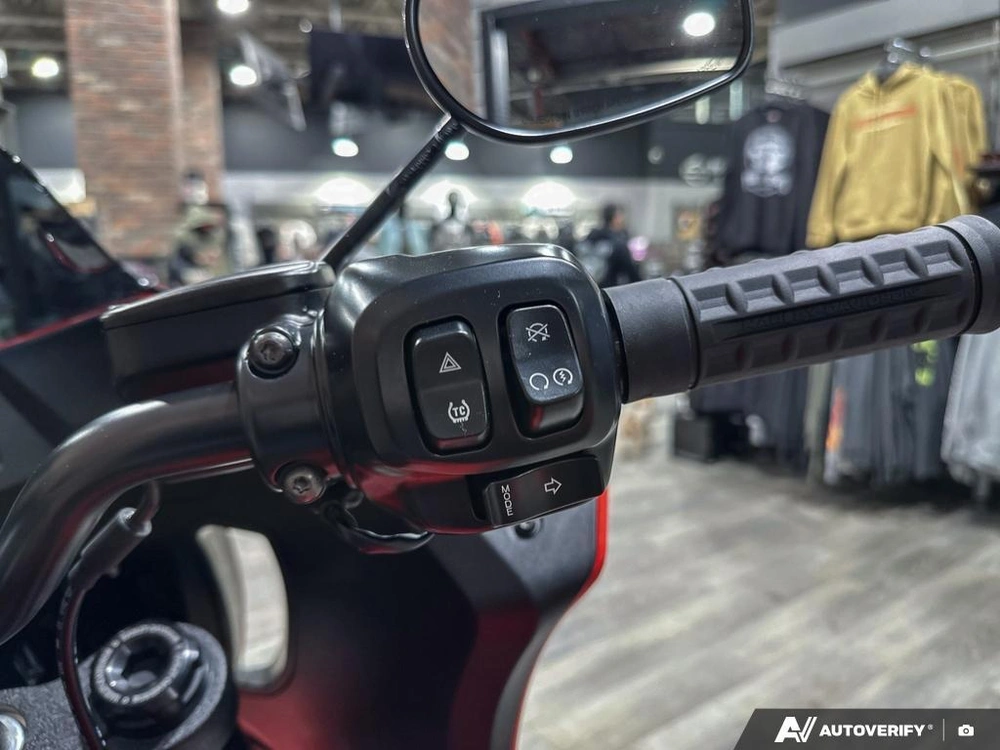 2026 Harley-davidson Low Rider St alt