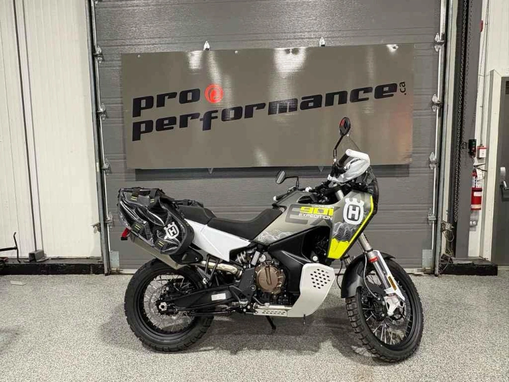2025 Husqvarna Norden 901 Expedition alt