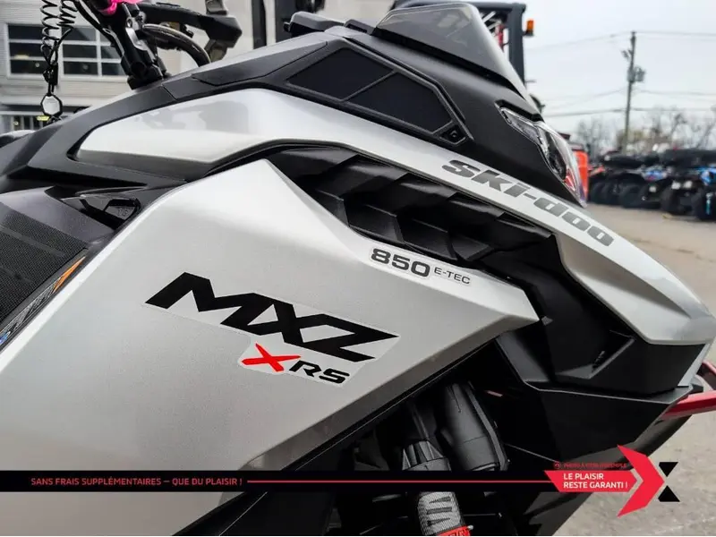 2024 Ski-Doo MXZ 850 XRS SMART SHOCK