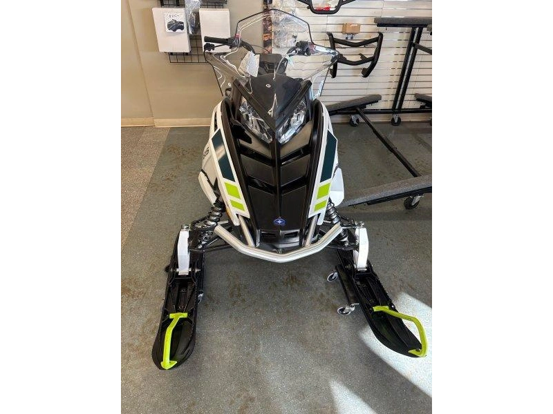 2025 Polaris 550 Voyageur 144 Es alt