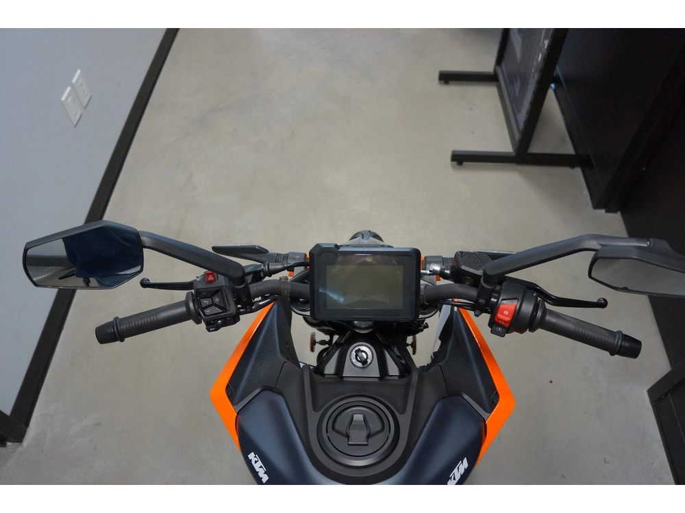 Ktm 250 Duke 2024 alt