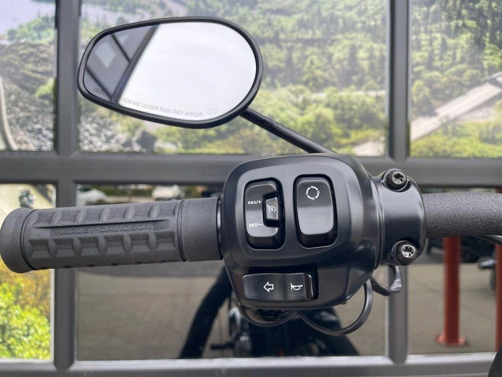 2025 Harley-davidson Fxbb - Street Bob® alt