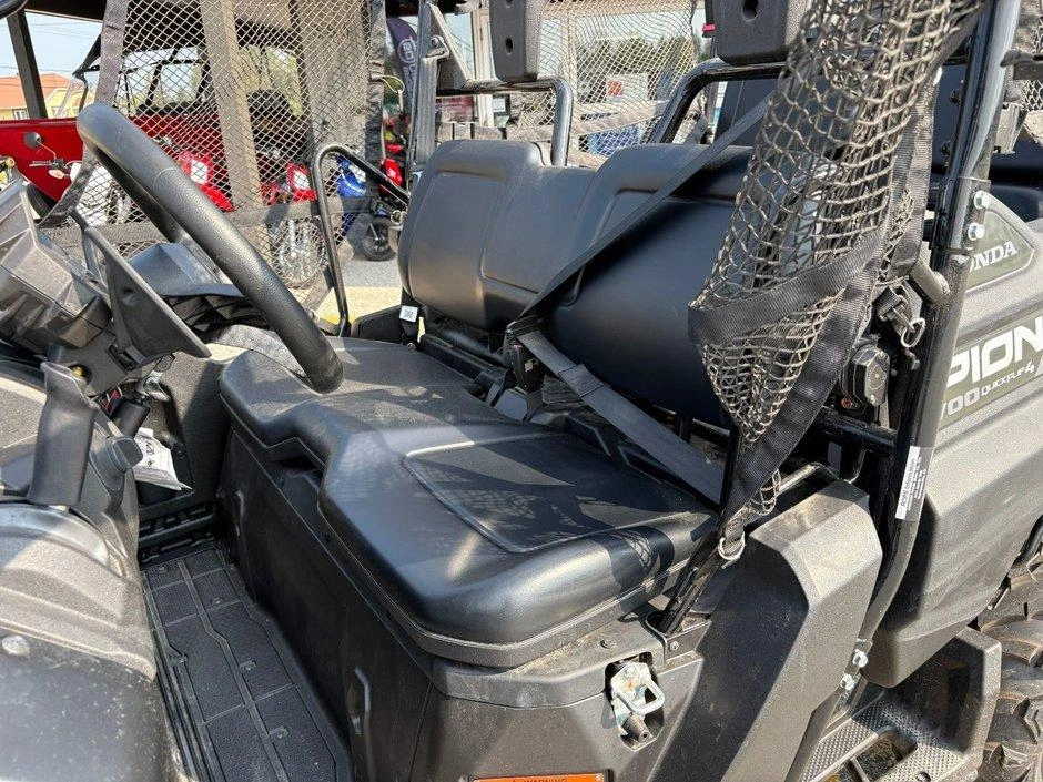 Honda Honda Pioneer 700 4 2025 alt
