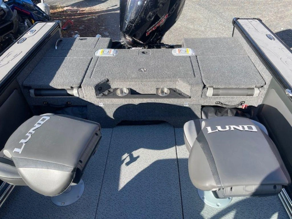 2026 Lund Boat Co 1975 Pro-v Sport alt