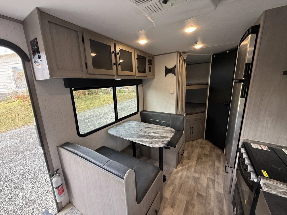 Kodiak 227bh 2022 alt