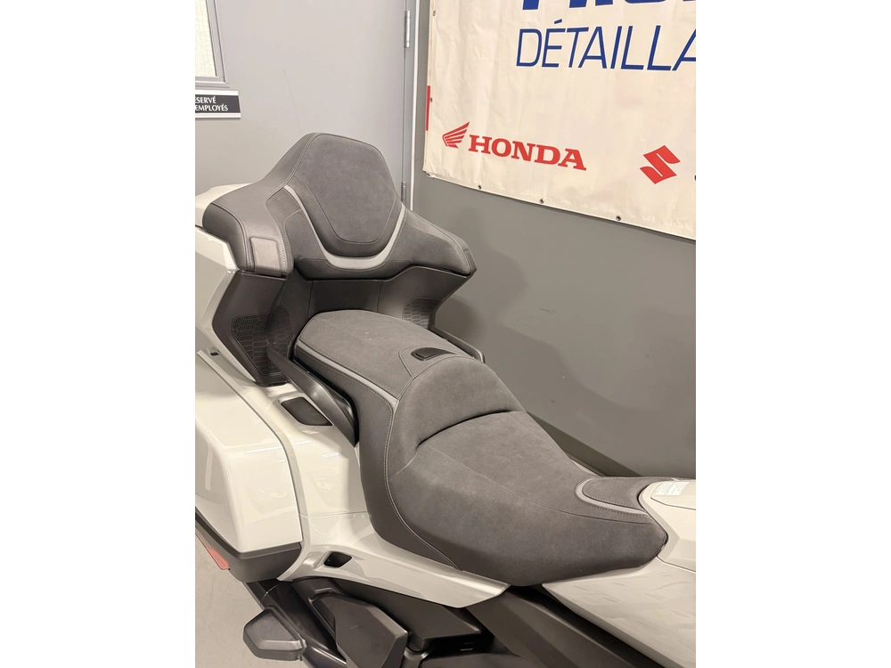 Honda Gold Wing Tour Dct Goldwing Gl1800 2026 alt
