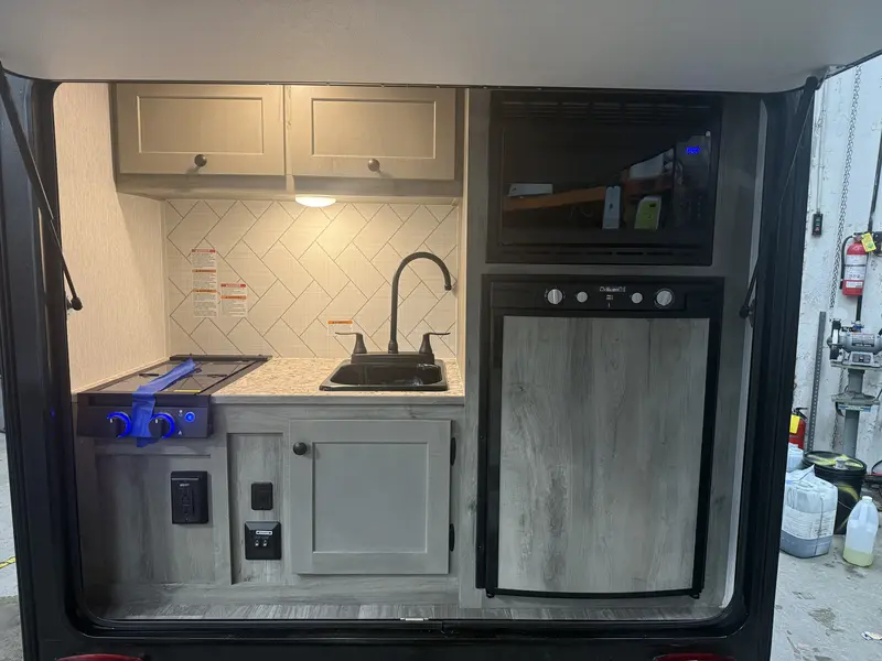 2027 Sunset Park RV Sunray 109