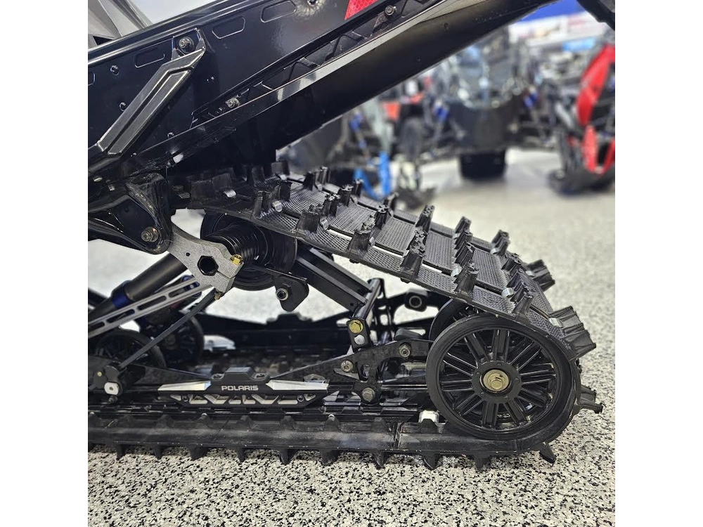 2025 Polaris 850 Indy Vr1 137 alt