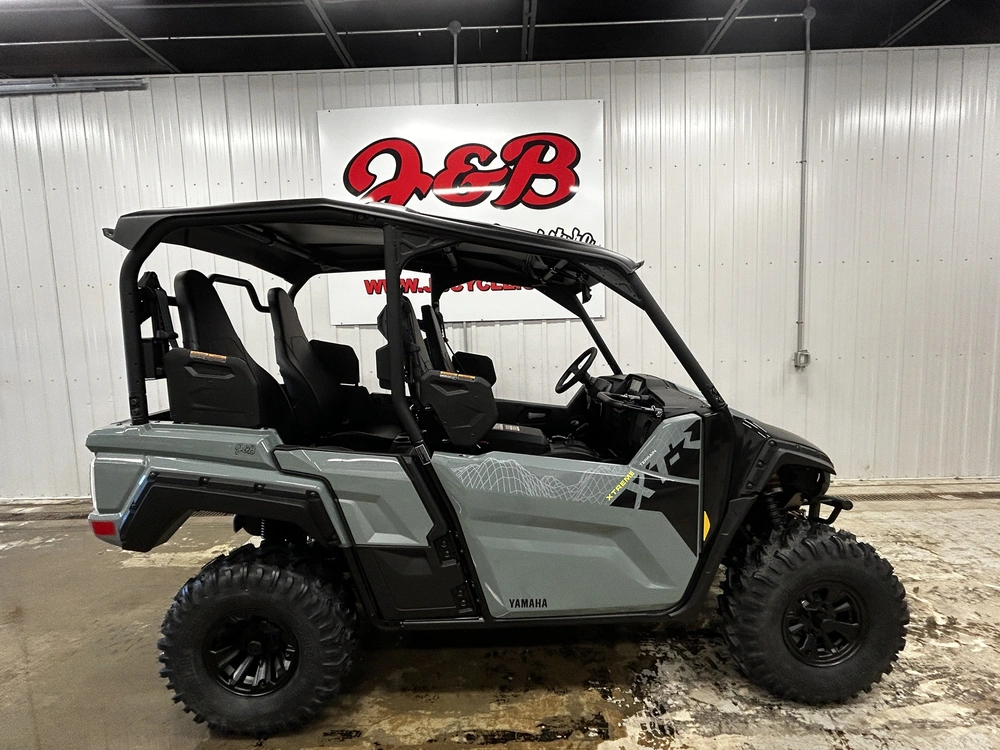 2026 Yamaha Wolverine X4850 Xt-r Grey/black alt