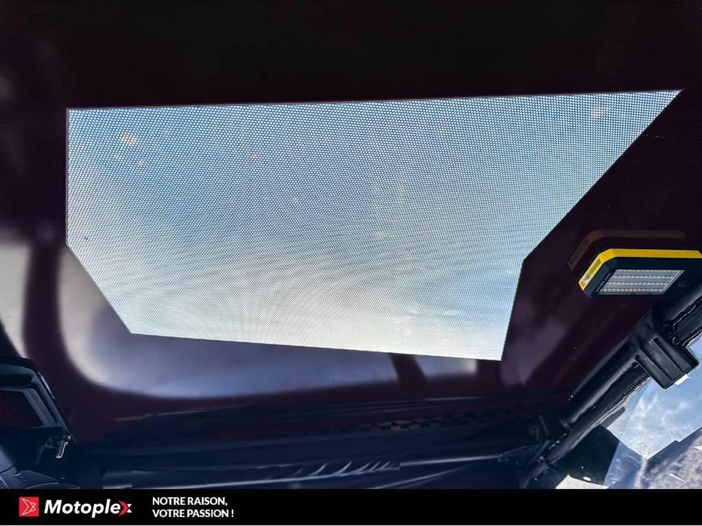 Polaris Rzr 1000 Xp Cabine 2022 alt