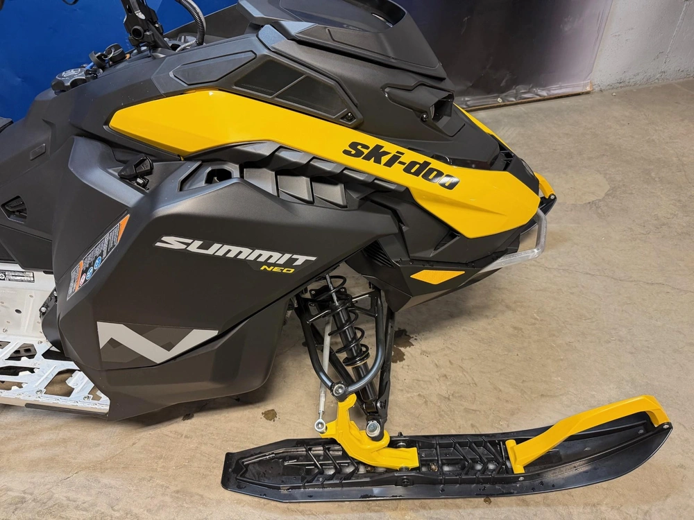 Ski-doo Summit Neo 600 Efi 40hp 2026 alt