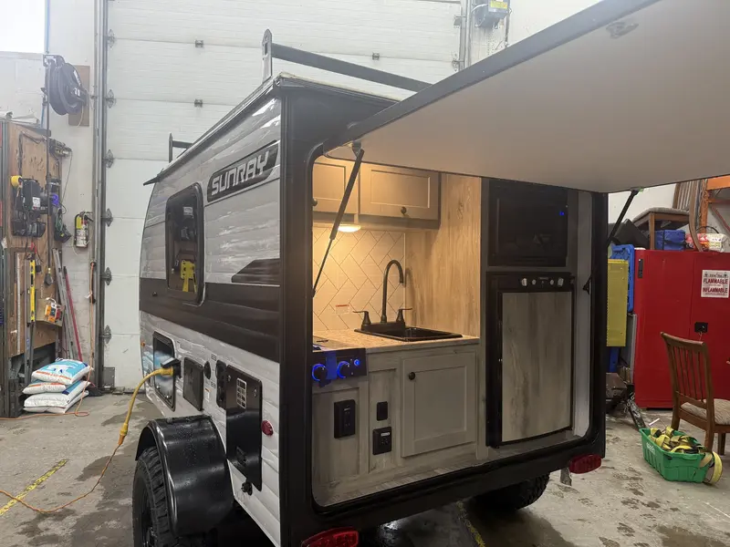 2027 Sunset Park RV Sunray 109