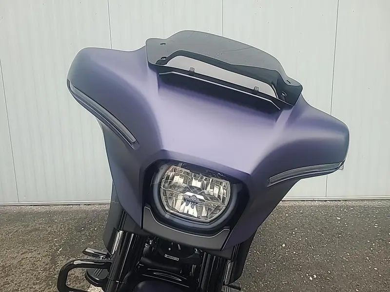 2025 Harley-Davidson FLHX - Street Glide® thumbnail 17