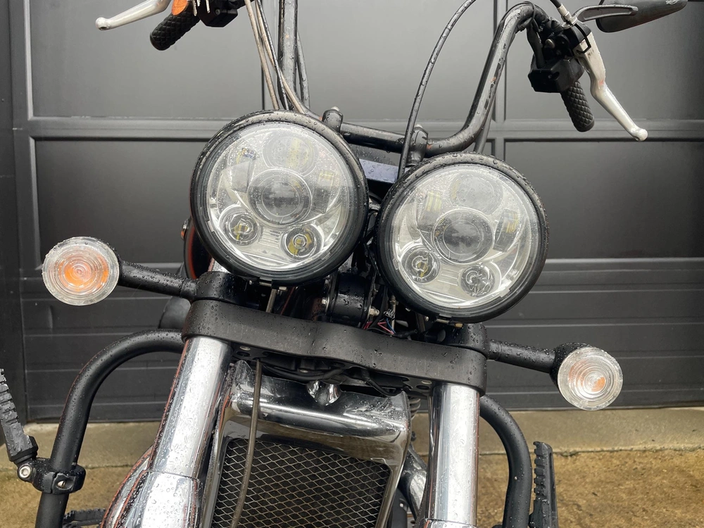 2011 Triumph Thunderbird Storm alt