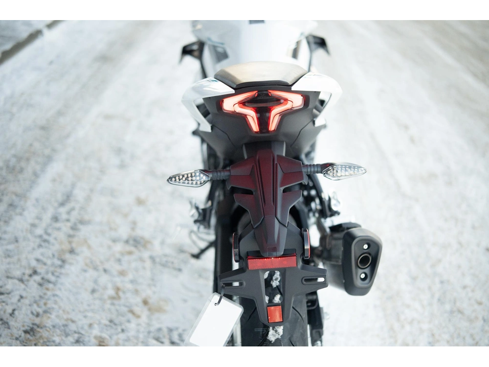 2026 Cfmoto 450ss alt