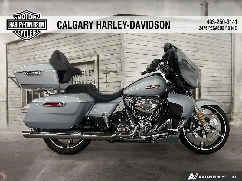 2025 Harley-Davidson FLHX - Street Glide®