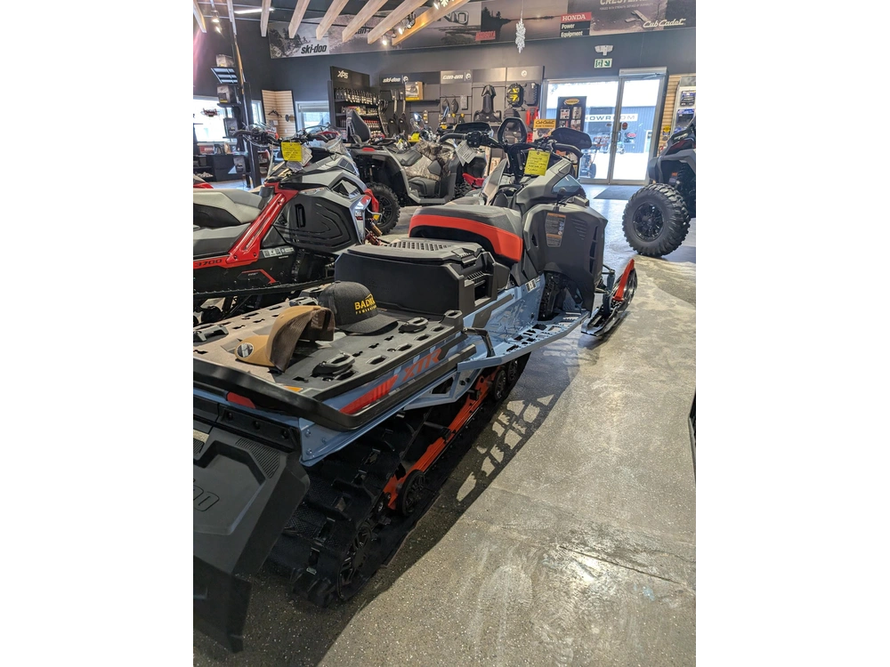 2026 Ski-doo Expedition Xtreme 900 Ace Turbo R alt