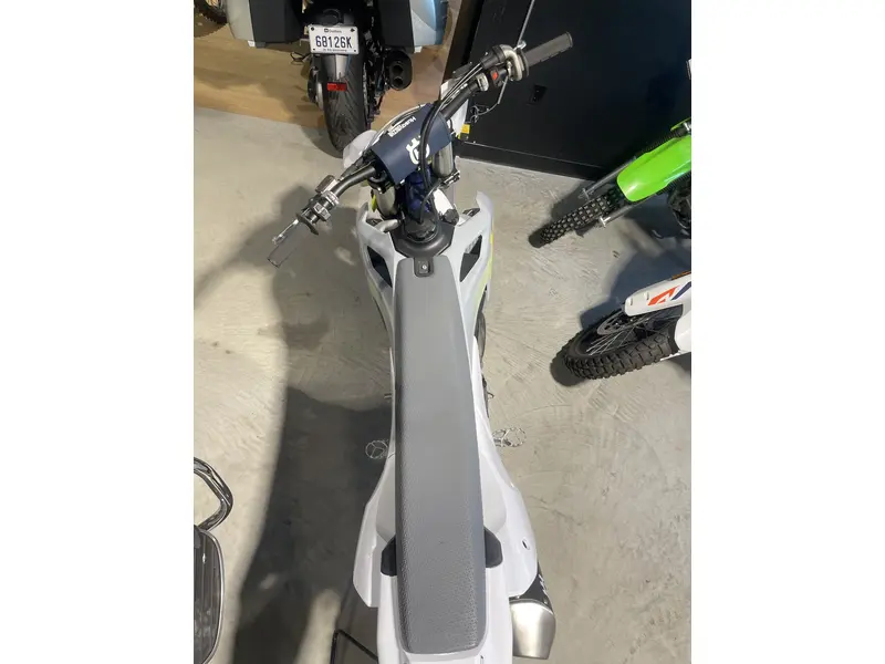 2024 Husqvarna FC 250 DEMO thumbnail 7