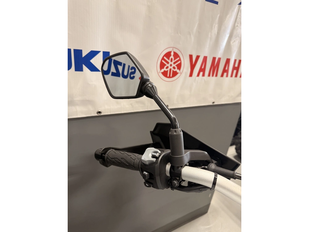 Suzuki V-strom 800de V-strom 800 De 2026 alt