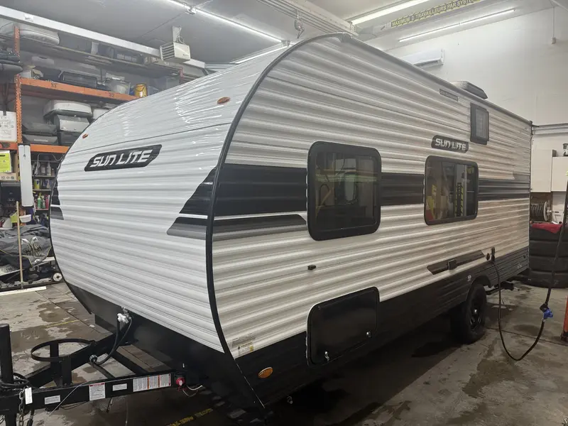 Sunset Park RV Sunlite Limited 19BH 2027