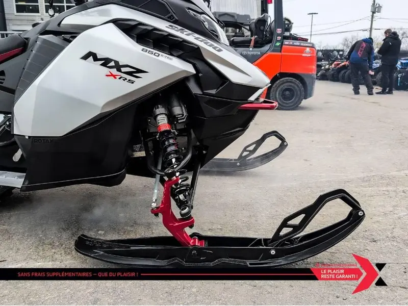 2024 Ski-Doo MXZ 850 XRS SMART SHOCK