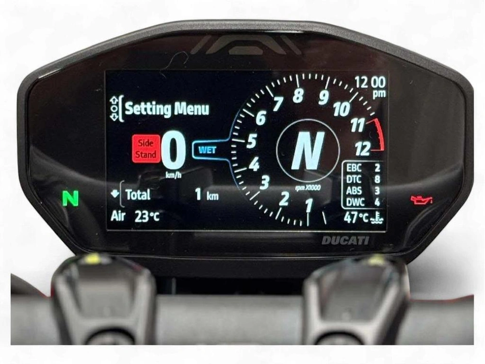 2025 Ducati Streetfighter V2 alt