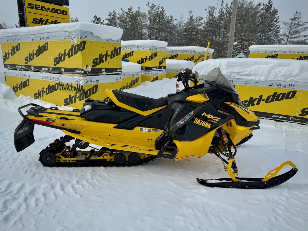 2024 Ski-doo Mxz Xrs Competition Package 850 E-tec Turbo R W/ 10.25" Touchscreen alt