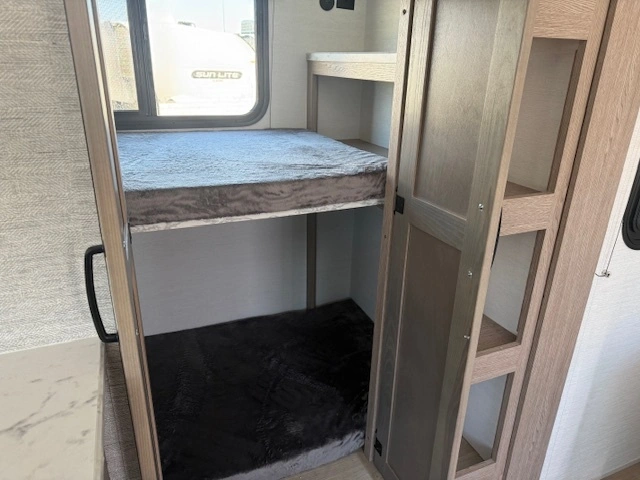 2026 Gulf Stream 228sb alt