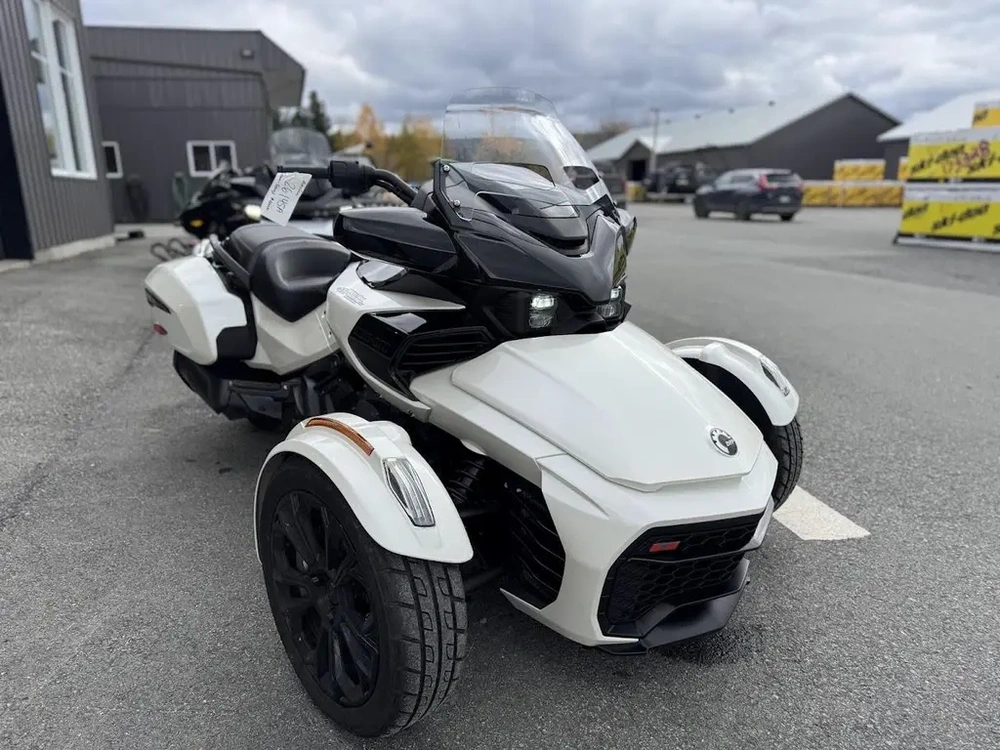 Can-am F3-t 2025 alt