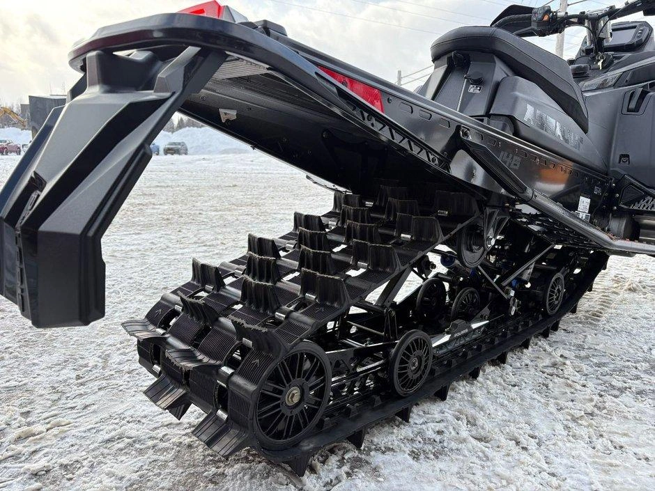 Polaris Polaris 850 Boost Assault Switchback 2025 alt