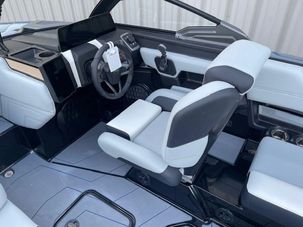 2026 Malibu 22 Lsv alt