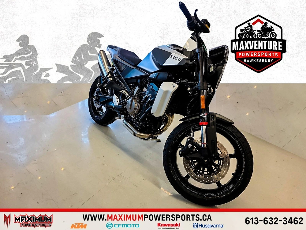 Husqvarna Svartpilen 801 2025 alt