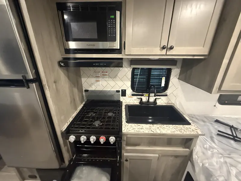 2027 Sunset Park RV Sunlite TH 25TH