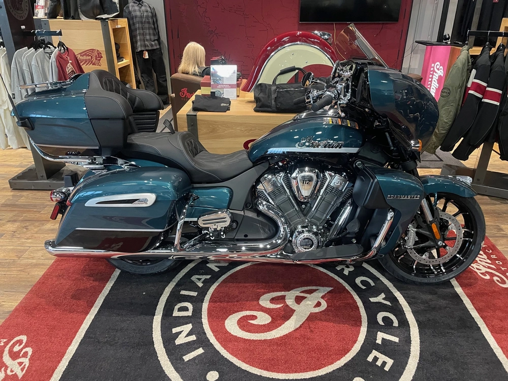 2026 Indian Motorcycle Roadmaster Pp Lt 112 - Green/blk Mtllc alt
