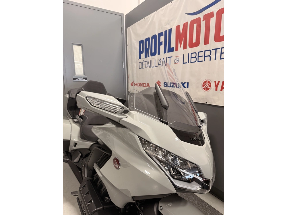 Honda Gold Wing Tour Dct Goldwing Gl1800 2026 alt