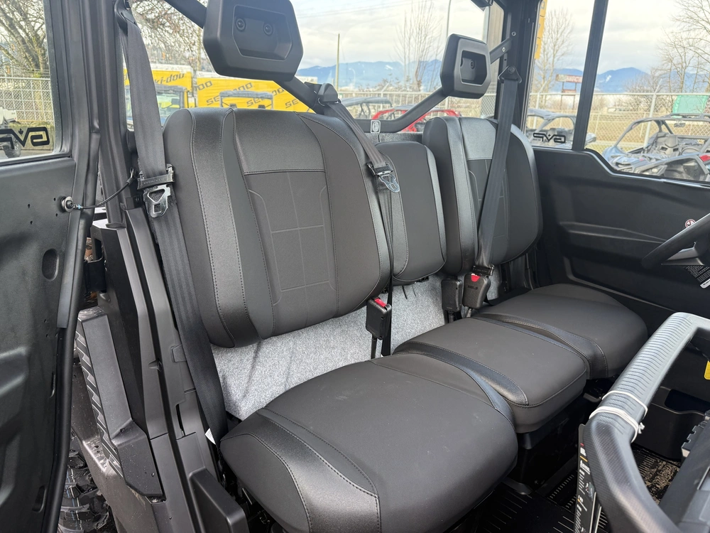 2026 Can-am Defender Xt Cab Hd11 - 10.25" Display alt