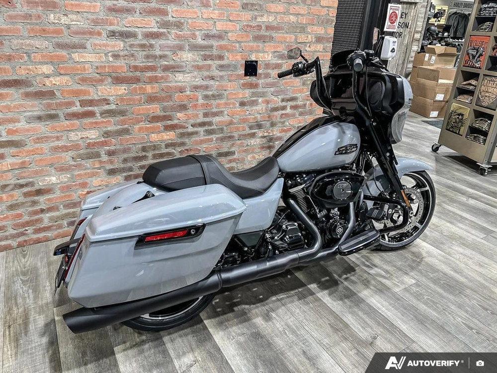 2026 Harley-davidson Street Glide alt