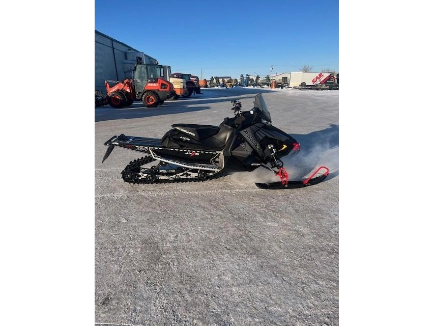 2017 Polaris 800 Assault