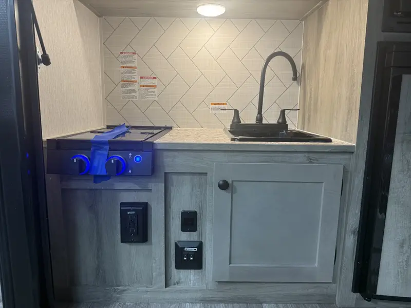 Sunset Park RV Sunlite Limited 19BH 2027