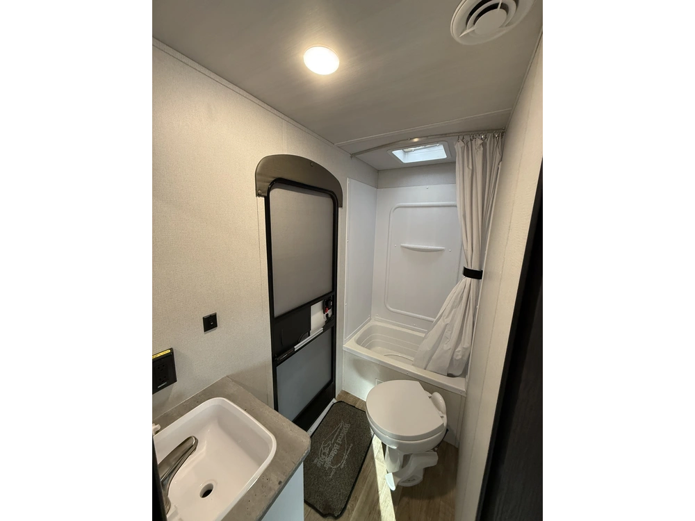 Autre Hi272bh 2022 alt