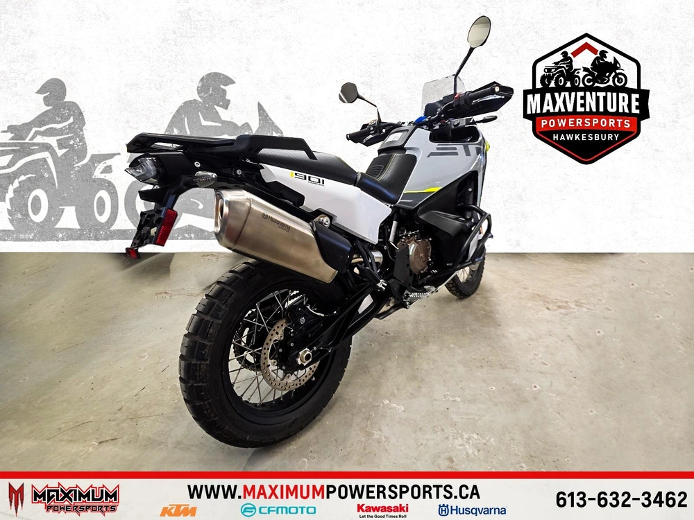 2024 Husqvarna 901 Norden alt