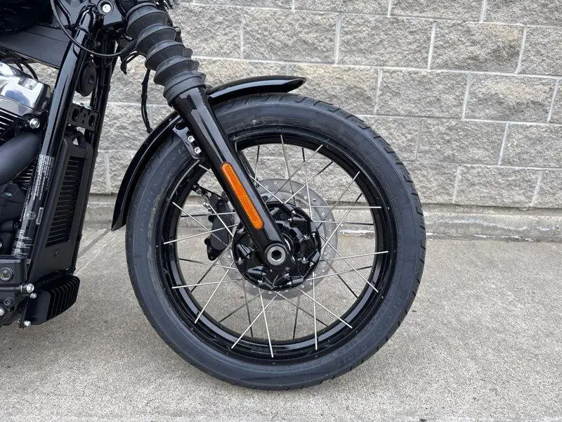 2026 Harley-Davidson FXBB - Street Bob® thumbnail 5