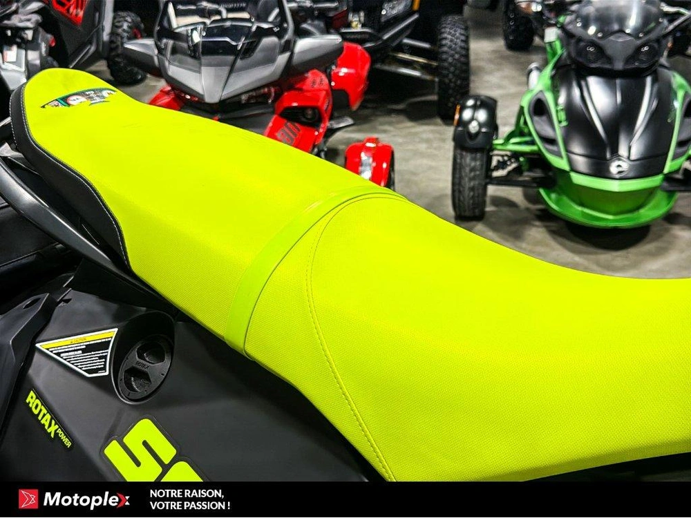 Sea-doo Spark Trixx 3up 2023 alt