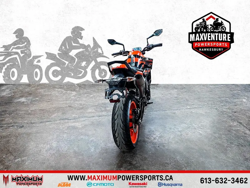 2022 KTM 890 DUKE GP