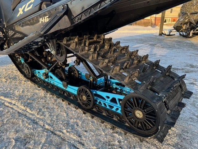 Polaris 850 Switchback Xc 146 2024 alt