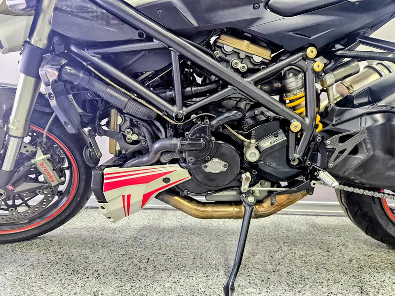 2010 Ducati STREET FIGHTER S 1098 thumbnail 7