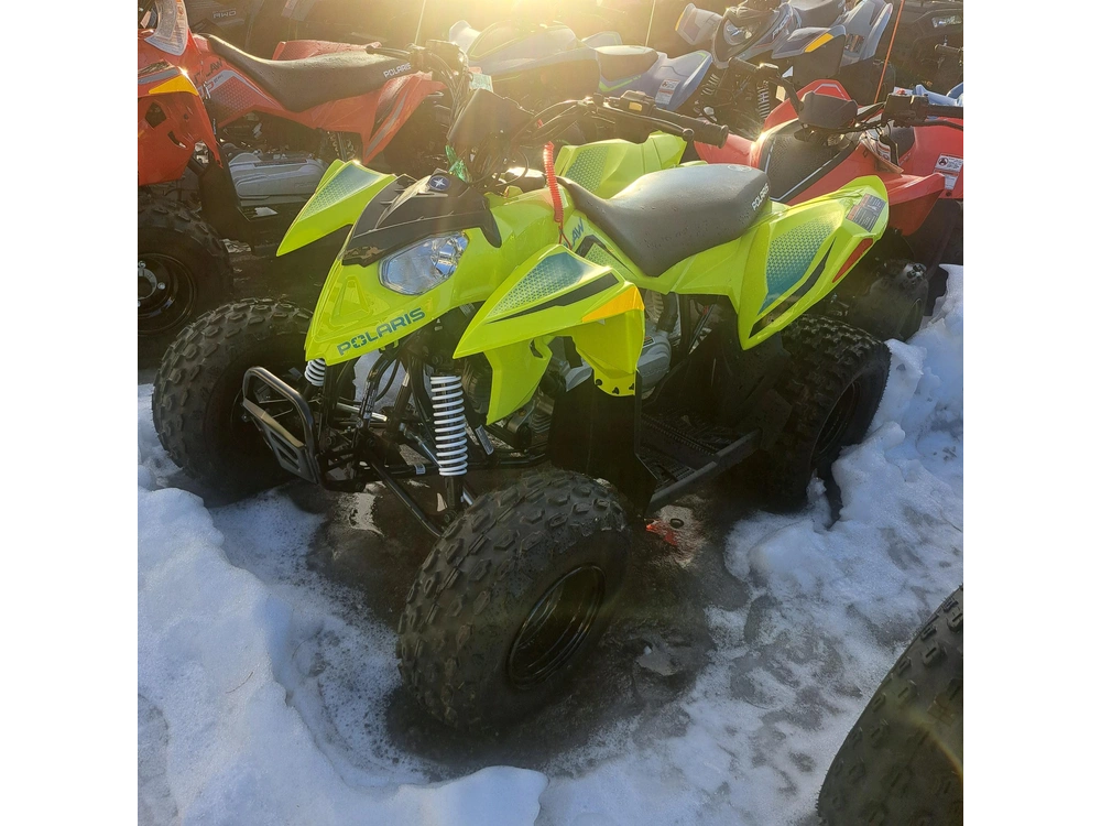 2026 Polaris Outlaw 110 - Lime alt