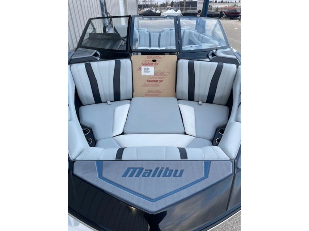 2026 Malibu 22 Lsv alt