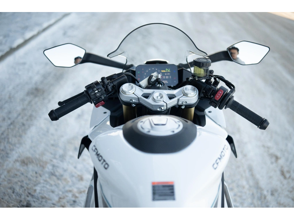 2026 Cfmoto 450ss alt