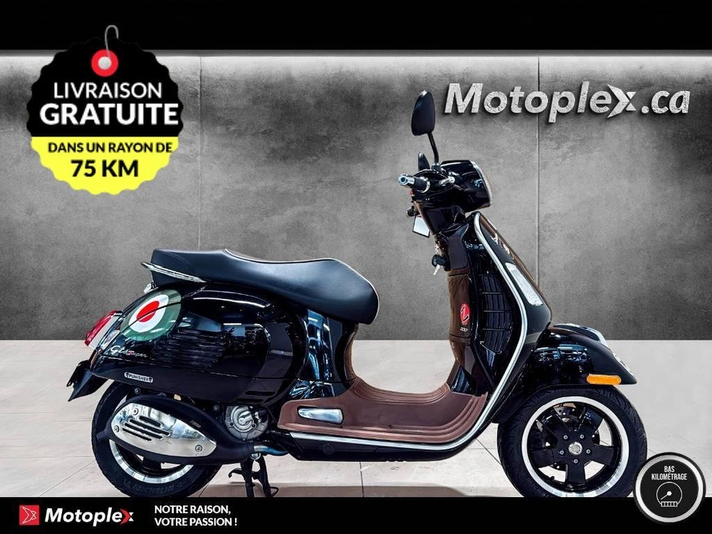 Vespa Gts 300 Scooter 2018 alt